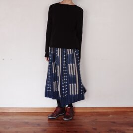 ブルキナファソ　ボボ族の伝統藍染スカート