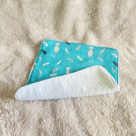 ガーゼタオルハンカチ 北欧風ハシビロコウ ターコイズ