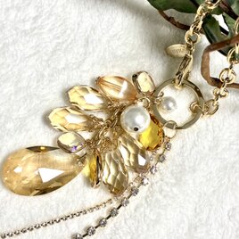 [新規出店記念｜初回購入10％OFF　2月14日まで]  キラキラ光雫チャーム　ベージュ