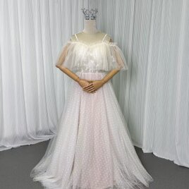 パーティードレス シャンパン色 キャミソール オフショルダー ふわふわドレス 編み上げ ドットドレス 披露宴