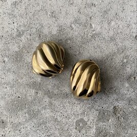 Vintage 80s-90s retro classical design earring