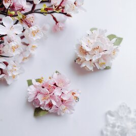 【薄紅の桜】春を告げる桜のコサージュ  卒業式　入学式　発表会