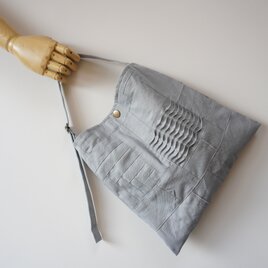 小さな布たちのワンショルダーバッグ　グレイッシュブルー