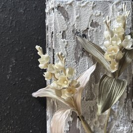 すずらんのコサージュ ホワイトシャビーA