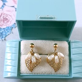 《Avon》 “Delicate Dangle” エイボン ヴィンテージイヤリング