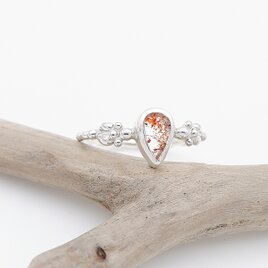 インクルージョンクォーツの粒飾りリング　約10号　～魅力的な鉱物の世界～　天然石リング　指輪　一点物