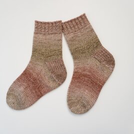 手編みの靴下　No.477