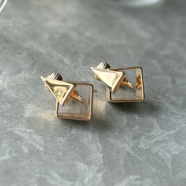 YA232-【 AVON 】エイボン・ヴィンテージイヤリング  Triangle & Tip-Open Square