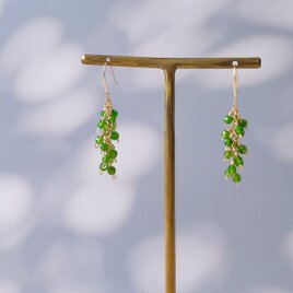 14KGF クロムダイオプサイドのチェーンピアス イヤリング