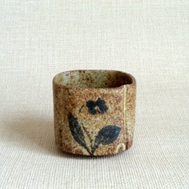 四方湯のみ（つばめとすみれb）