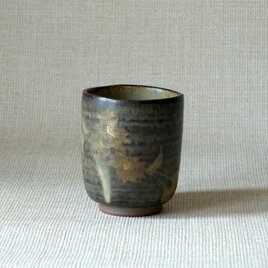 湯のみ（金彩桜）