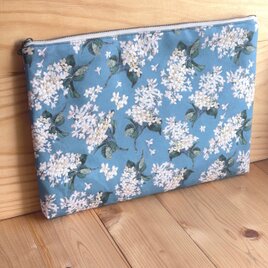 リバティ　A4サイズ　大判ポーチ　タブレットポーチ＜Archive Lilac＞(アーカイブライラック)BL