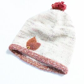 【送料無料】ハートモチーフのニット帽・ビーニー　白　赤