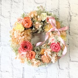 プリザーブドローズいっぱいのリース（サーモンピンク）[a20261010]