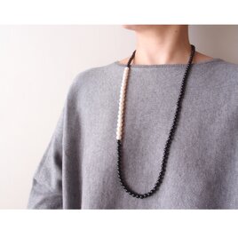 Pearl × Onyx Asymmetry Necklace／パール×オニキス アシンメトリーネックレス