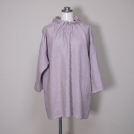 カラーリネン◆フラワーネックブラウス（七分袖）◆オールドモーブ◆フリーサイズ（中厚、リネン100％）