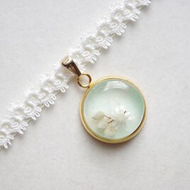 【受注製作】レジンアート　ラウンドモチーフとタティングレースとサテンリボンのチョーカー〈草萌え〉