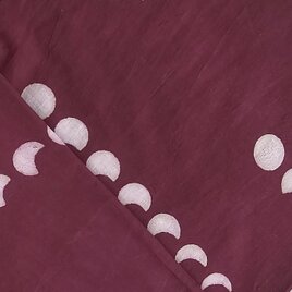 インド ブロックプリント生地 [50cm単位切売] ダブー ムーン 月の満ち欠け ワインレッド SAIF0458