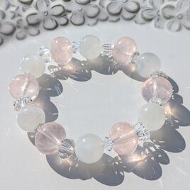 『たおやかさや美しさを高めるブレスレット✨ブルームーンストーン&マダガスカル産ローズクォーツ&クォーツのブレスレット』