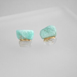 ［天然石の金継ぎピアス］アマゾナイト×ルチルクォーツ