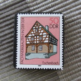 ドイツ　伝統家屋切手ブローチ10807