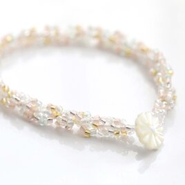 きらめくビーズのブレスレット / 春は曙