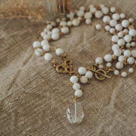 白い朝に　マグネサイト