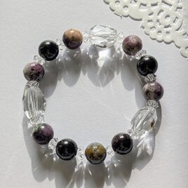 『思考の本質を高め、現実へと活かすために✨アフリカンルビー（非加熱）&サファイア&クリアクォーツのブレスレット』