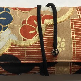８６３２　色留袖の着物で作った和風財布・ポーチ