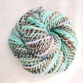 チョコミント｜106g/125m｜手紡ぎ糸