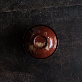 松と漢字◆赤茶色な色味。古輪島塗　漆芸沈金蓋付碗　漆器　骨董・antiques 古民家　大正〜昭和初期