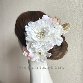 純白のビジューなピオニーとデルフィニュウムの和装髪飾り　 和装婚　結婚式　神前式　色打掛　純白　白　桜　さくら　花嫁ヘア　