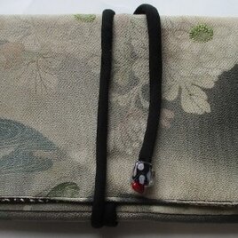 ８６３３　色留袖で作った和風財布・ポーチ　