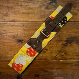 木の実柄の帯ベルト（幅83mm ウェスト72cm〜87cmまで）