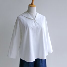 ゆったりシルエットのセーラーカラーTブラウス（児島6オンスデニム）