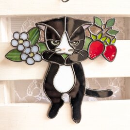 苺と猫のサンキャッチャー：ハチワレ（黄目