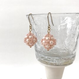 パールボール の ピアス　ピンク さくら色 パステルカラー 春 桜色