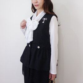 ブラックファンシーツイード・パールボタン裾レースペプラムジレ（セットアップ可）｜卒園・卒業式・入学式・結婚式・カジュアル｜