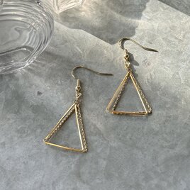 P759-ヴィンテージピアス U.S.A. 1980's Geometric Layered Triangle