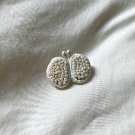 ちょうちょのブローチ