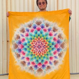 タイダイ カーテン 美しい幻想的な大曼荼羅 オレンジ B HD25-51b