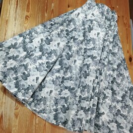 サーキュラーロングスカート（グレー）