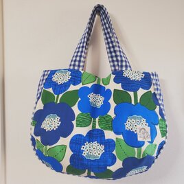 普段使いのマチたっぷりトートバッグ 青いお花×ギンガムチェック柄