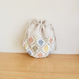 ラウンド型のミニ巾着（ダマスク）