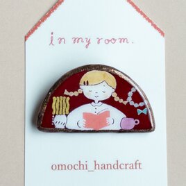 ブローチ in my room　ステンドグラスブローチ