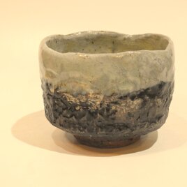 粉引黒釉鉢（イビイnoriaki）