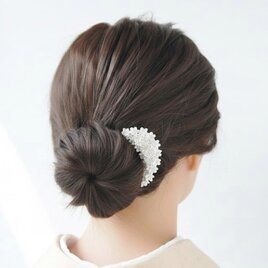 【おだんこやシニヨンに】  ヘアコーム 白桜 / フォーマル 入学式 留袖 着物 和装 ママ 母親  白色 和装用髪飾り