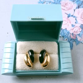 《Avon》 “classic contour” black エイボン ヴィンテージピアス