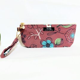 北欧の花 持ち手付きペンケース(赤紫)