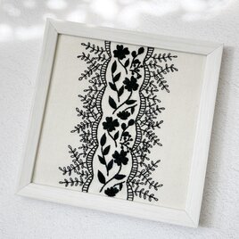 【刺繍キット】ブラックレース刺繍のスクエアフレーム